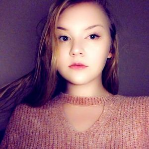 Meet your Posher, Olivia